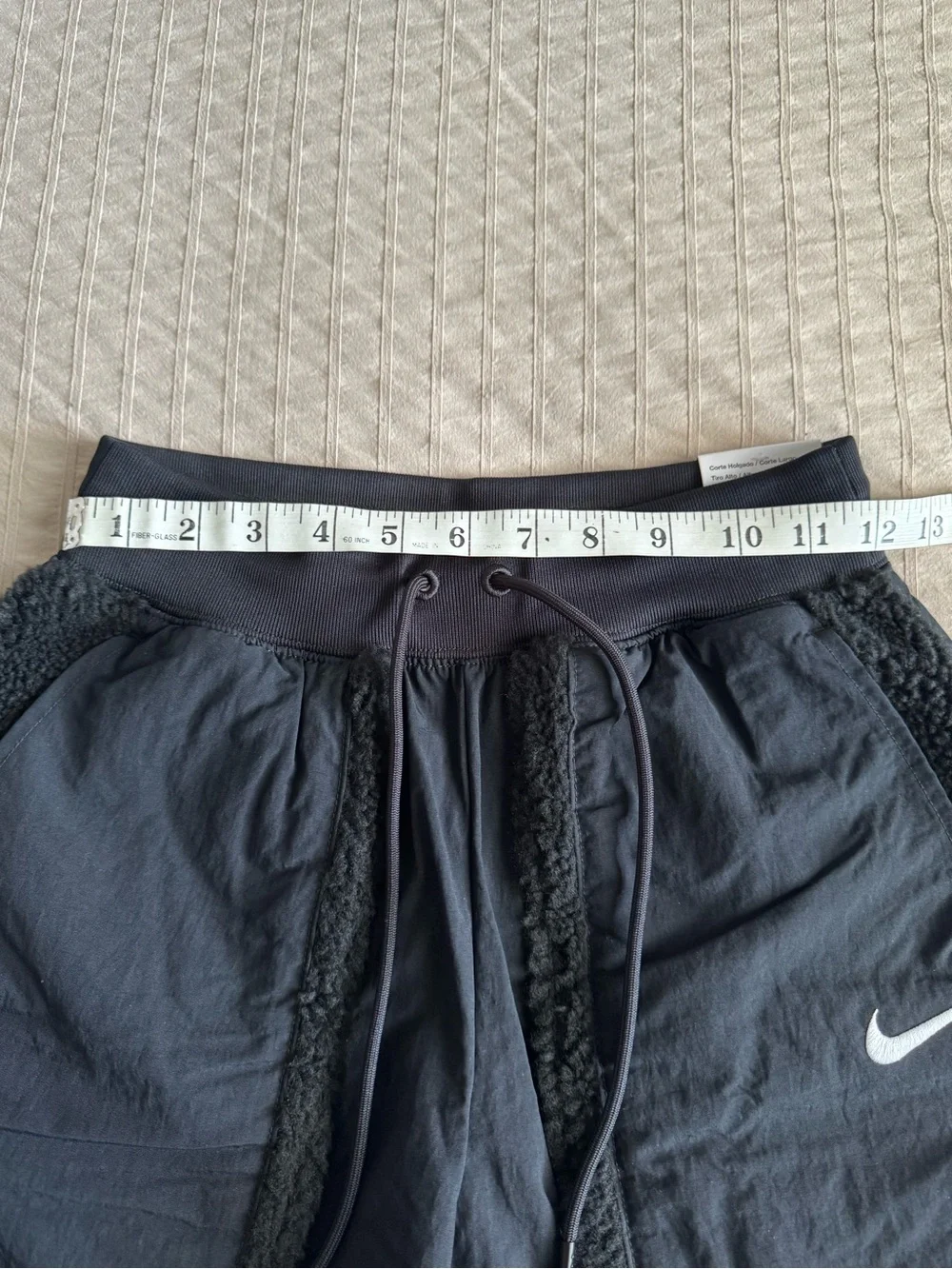 Nike NWT Women’s Black Jogger Pants